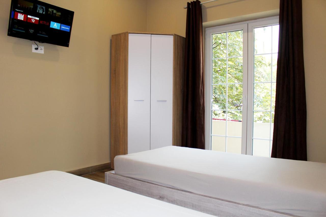 2v1 - Blloku Ls Appartement Tirana